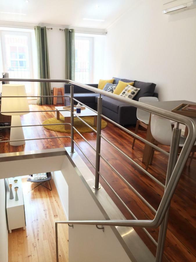 리스본 Apt Lumineux Terrasse Principe Real 아파트 외부 사진