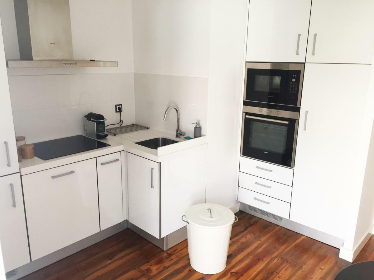 리스본 Apt Lumineux Terrasse Principe Real 아파트 외부 사진
